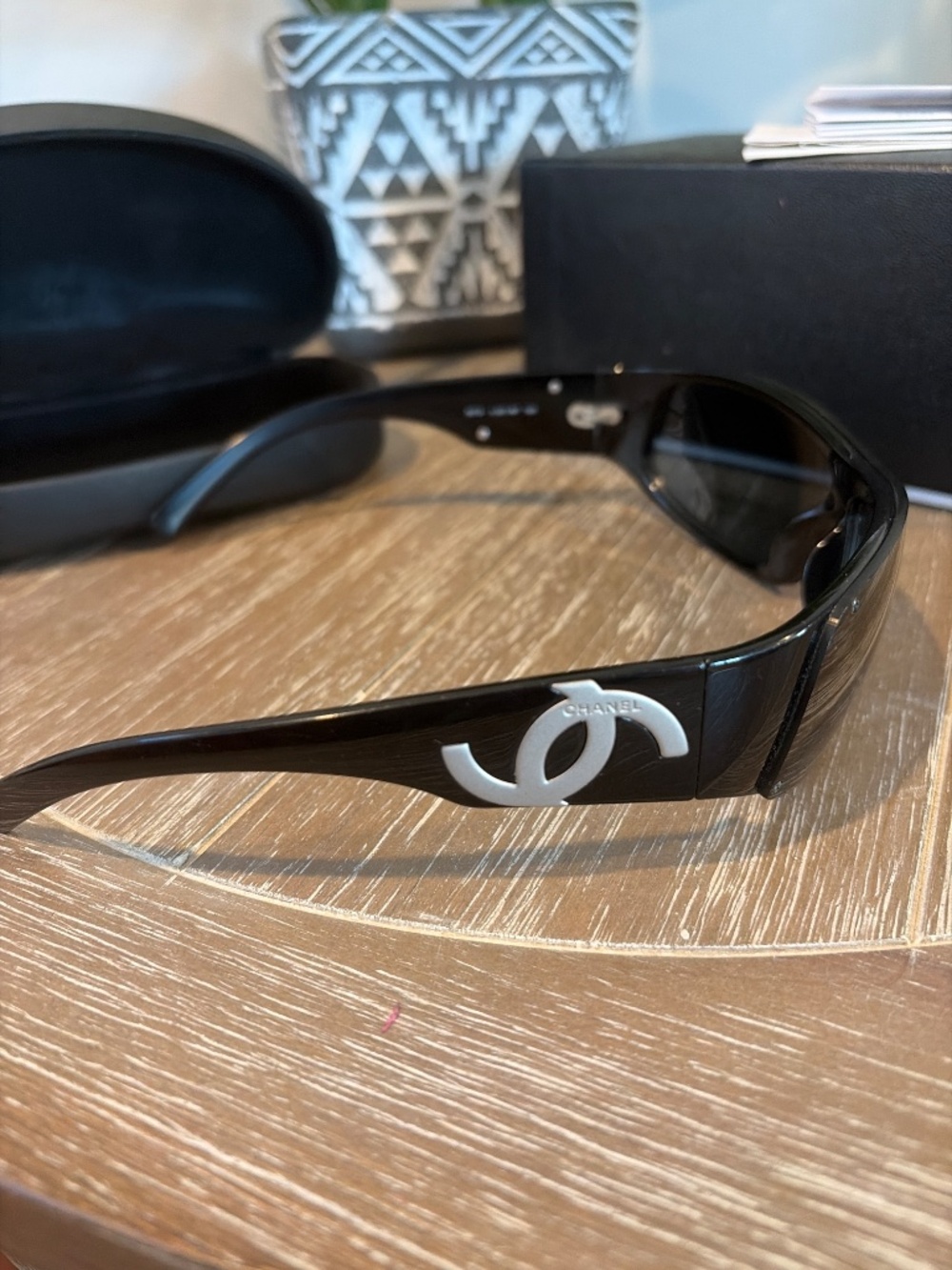 CHANEL sunglasses - Picture 4 of 12